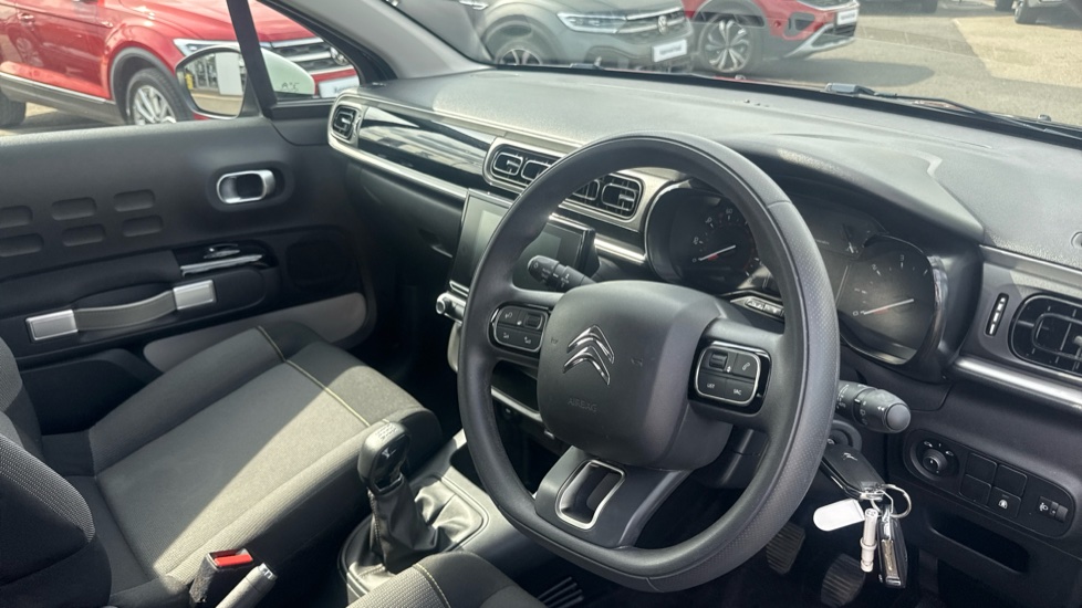 Citroen C3 1.2 PureTech Shine 5dr Petrol Hatchback - Image 11