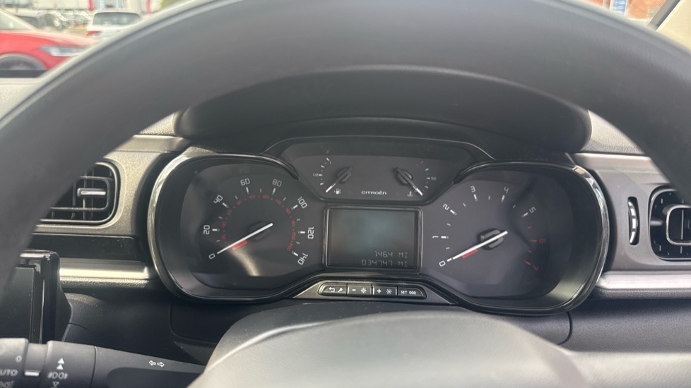 Citroen C3 1.2 PureTech Shine 5dr Petrol Hatchback - Image 18