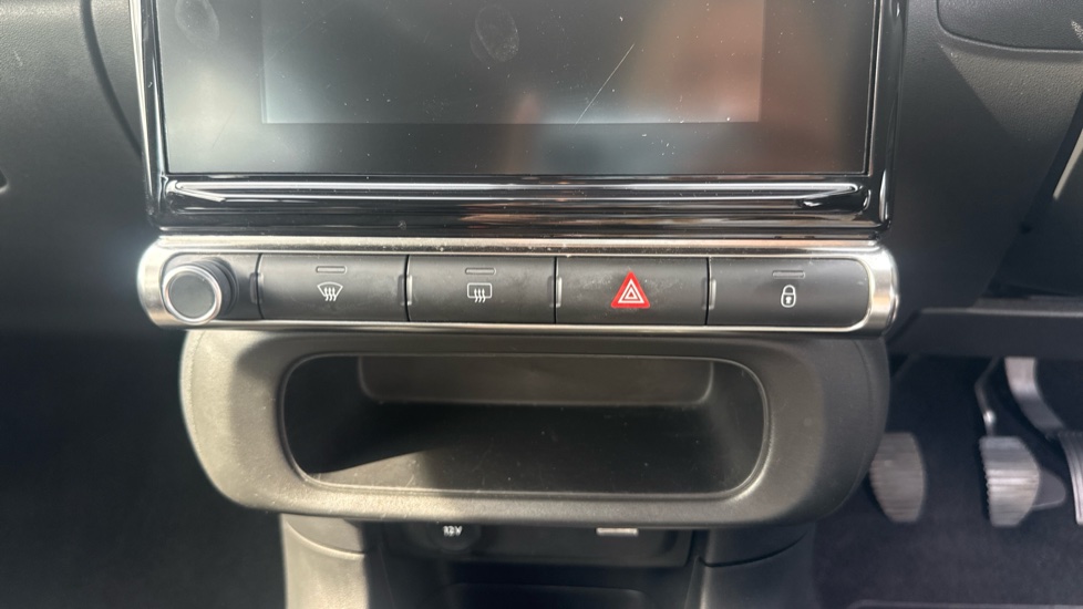 Citroen C3 1.2 PureTech Shine 5dr Petrol Hatchback - Image 25