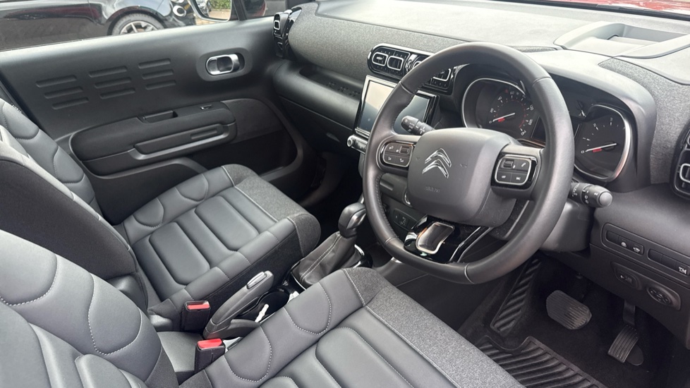 Citroen C3 Aircross 1.2 PureTech 130 Max 5dr EAT6 Petrol Hatchback - Image 11