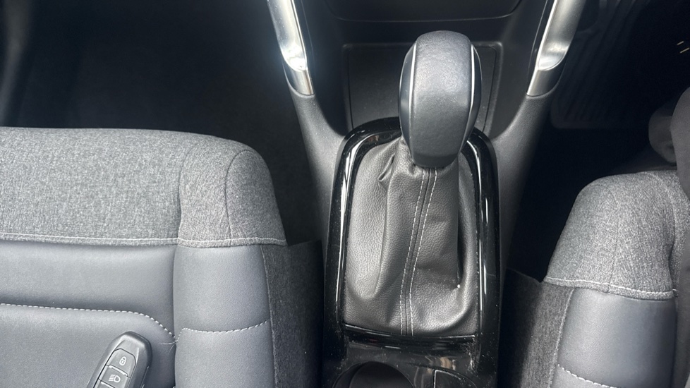 Citroen C3 Aircross 1.2 PureTech 130 Max 5dr EAT6 Petrol Hatchback - Image 34