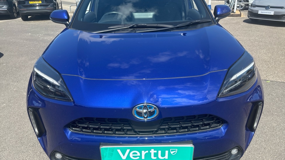 Toyota Yaris Cross 1.5 Hybrid Design 5dr CVT Hybrid Estate - Image 8