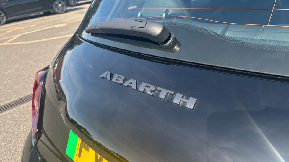 Abarth 500 114kW 42.2kWh 3dr Auto Electric Hatchback - Image 44