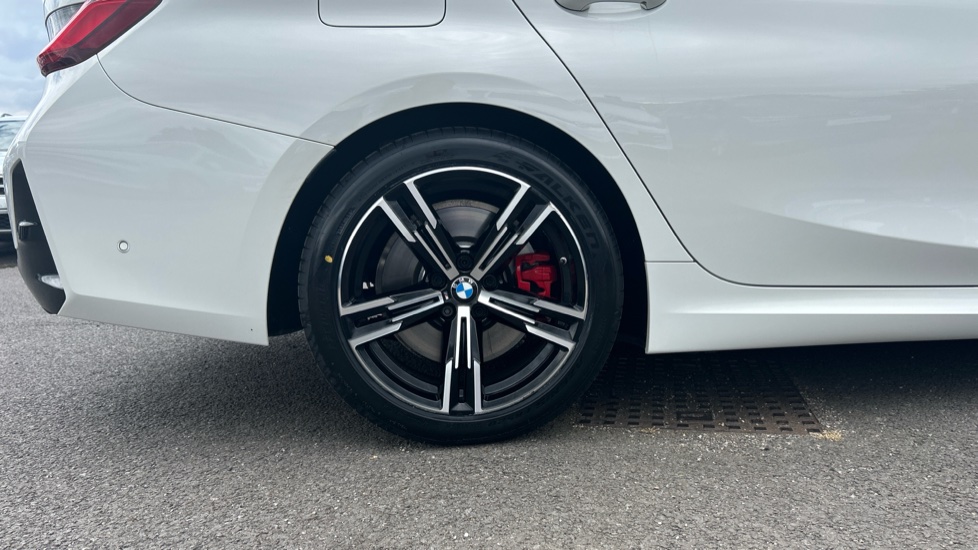 BMW 3 Series 320i M Sport 4dr Step Auto Petrol Saloon - Image 7