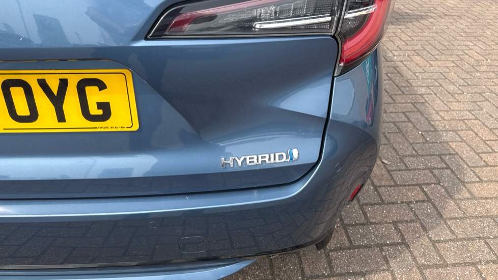 Toyota Corolla 2.0 VVT-i Hybrid Excel 5dr CVT Hybrid Estate - Image 27