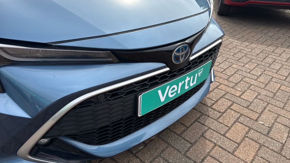 Toyota Corolla 2.0 VVT-i Hybrid Excel 5dr CVT Hybrid Estate - Image 41