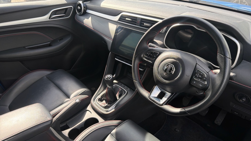 MG ZS 1.5 VTi-TECH Exclusive 5dr Petrol Hatchback - Image 11