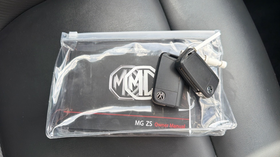 MG ZS 1.5 VTi-TECH Exclusive 5dr Petrol Hatchback - Image 19