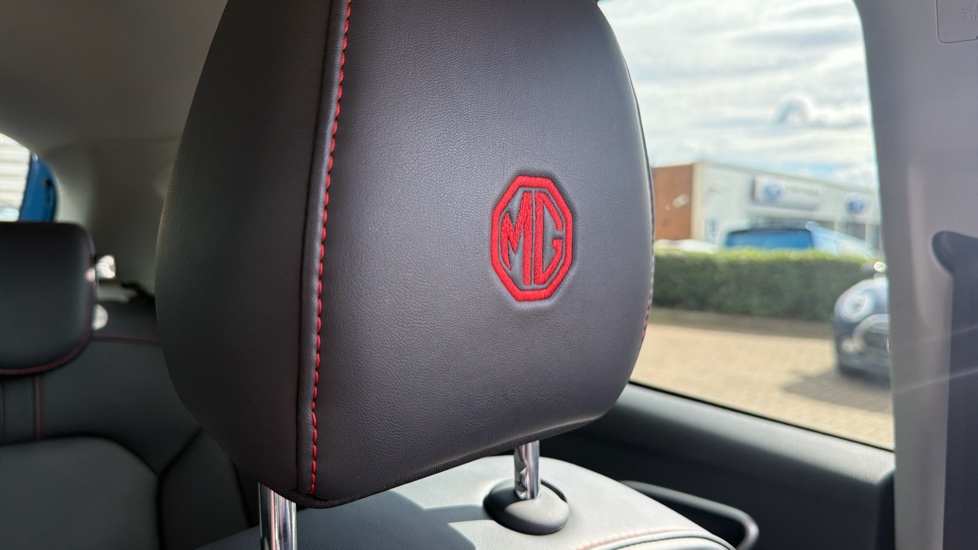 MG ZS 1.5 VTi-TECH Exclusive 5dr Petrol Hatchback - Image 28