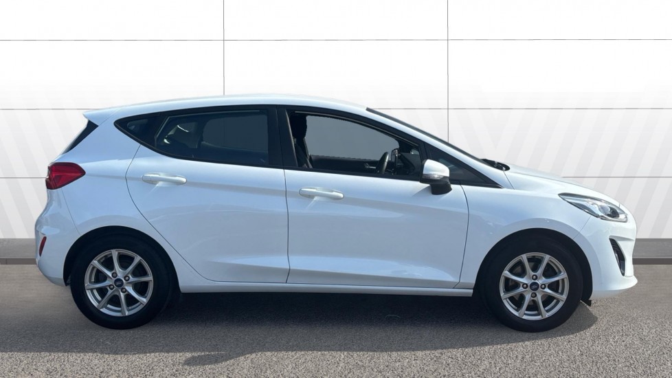 Ford Fiesta 1.1 Zetec 5dr Petrol Hatchback - Image 5