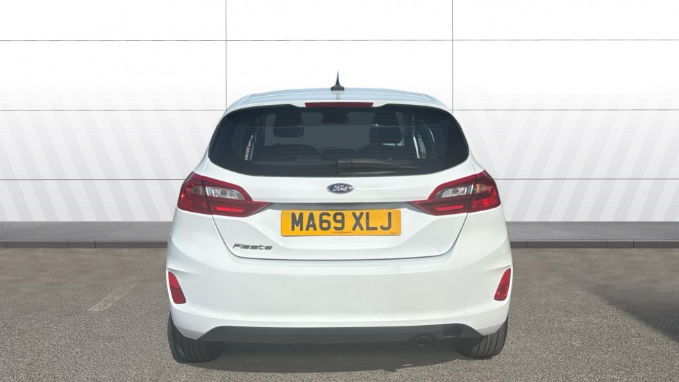 Ford Fiesta 1.1 Zetec 5dr Petrol Hatchback - Image 6
