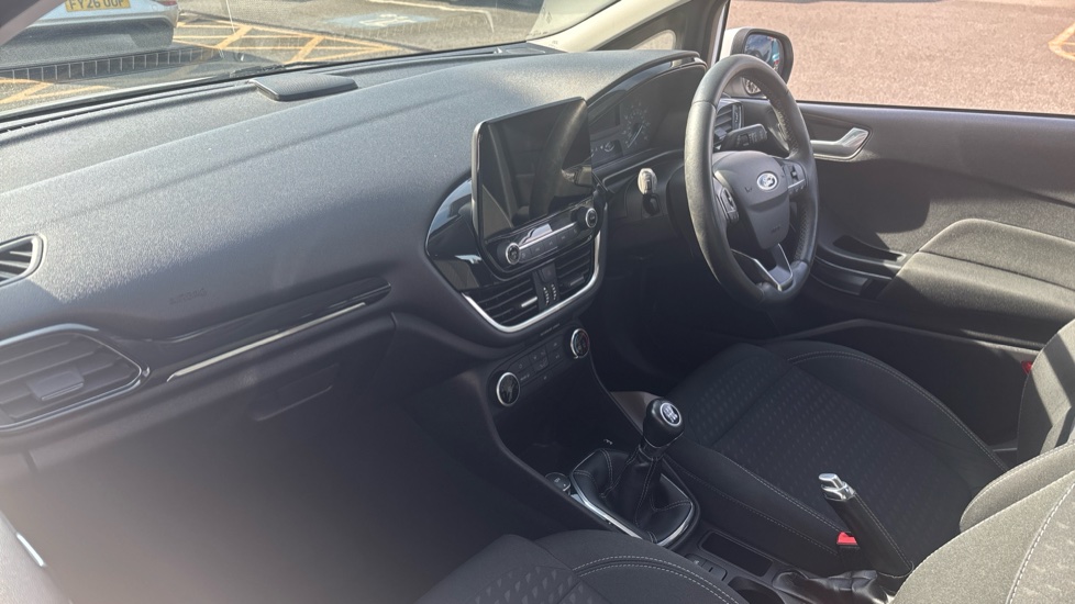 Ford Fiesta 1.1 Zetec 5dr Petrol Hatchback - Image 9