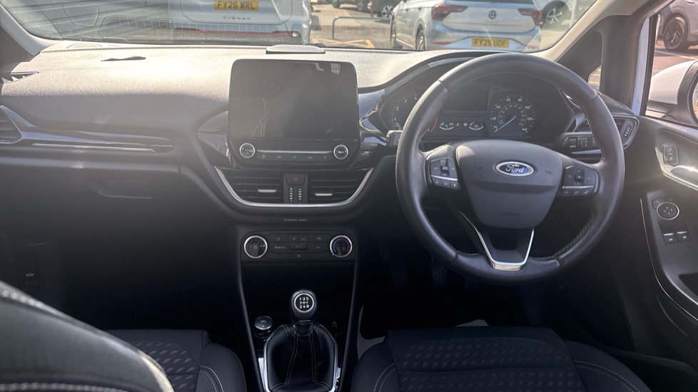 Ford Fiesta 1.1 Zetec 5dr Petrol Hatchback - Image 10