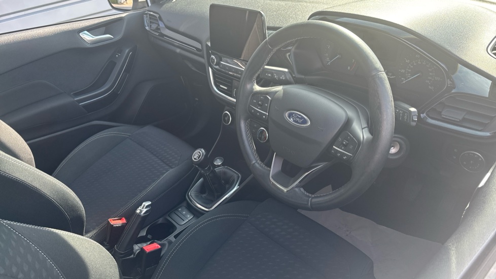Ford Fiesta 1.1 Zetec 5dr Petrol Hatchback - Image 11