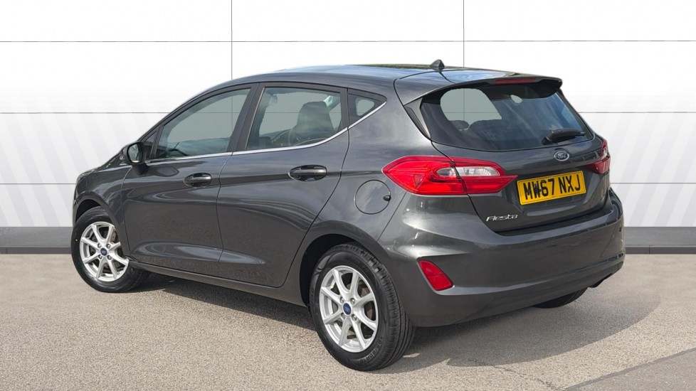 Ford Fiesta 1.1 Zetec 5dr Petrol Hatchback - Image 2