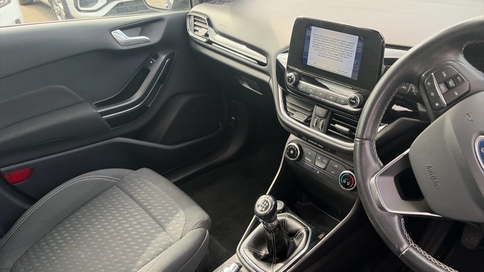 Ford Fiesta 1.1 Zetec 5dr Petrol Hatchback - Image 14