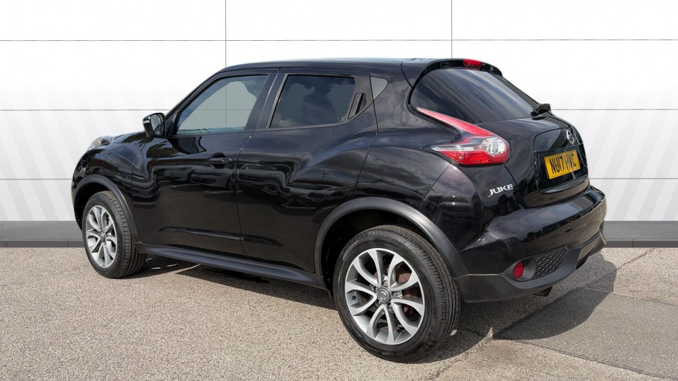 Nissan Juke 1.2 DiG-T Tekna 5dr Petrol Hatchback - Image 2