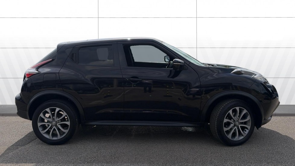 Nissan Juke 1.2 DiG-T Tekna 5dr Petrol Hatchback - Image 5