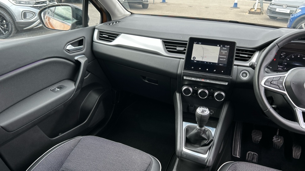 Renault Captur 1.0 TCE 90 SE Edition 5dr Petrol Hatchback - Image 14