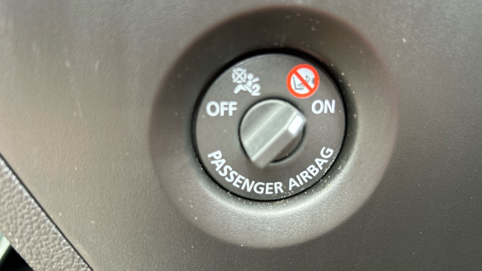 Renault Captur 1.0 TCE 90 SE Edition 5dr Petrol Hatchback - Image 26
