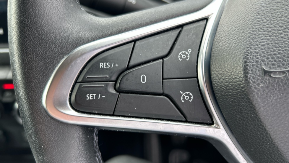 Renault Captur 1.0 TCE 90 SE Edition 5dr Petrol Hatchback - Image 29