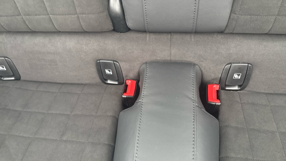 MINI Hatchback 1.5 Cooper Sport Premium 3dr Petrol Hatchback - Image 17
