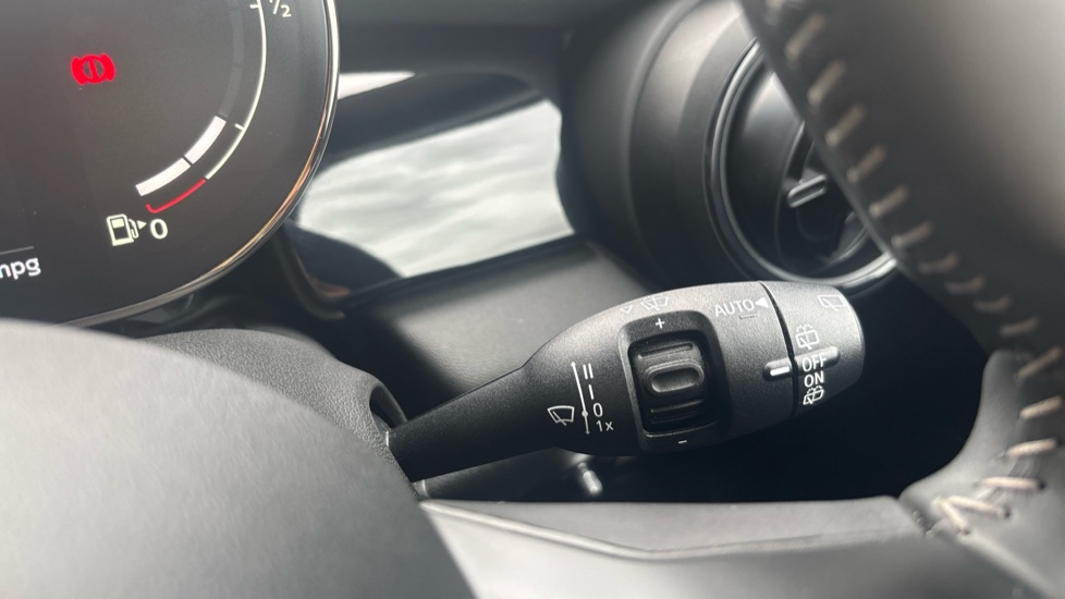 MINI Hatchback 1.5 Cooper Sport Premium 3dr Petrol Hatchback - Image 24