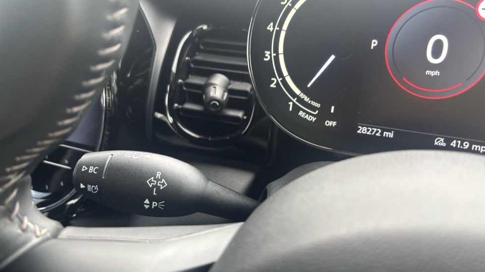 MINI Hatchback 1.5 Cooper Sport Premium 3dr Petrol Hatchback - Image 25
