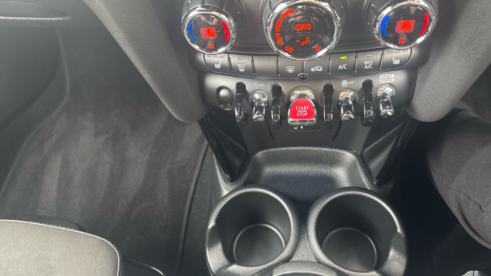 MINI Hatchback 1.5 Cooper Sport Premium 3dr Petrol Hatchback - Image 28