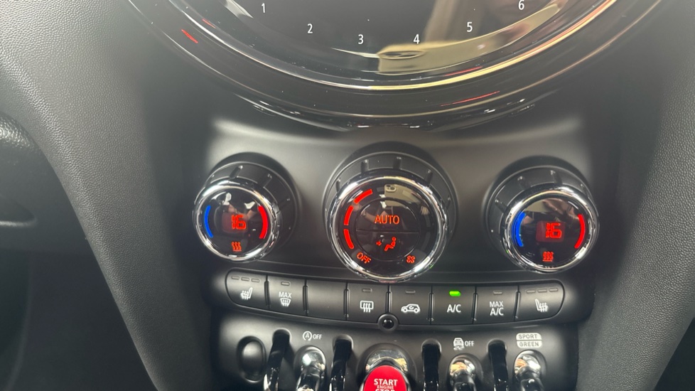 MINI Hatchback 1.5 Cooper Sport Premium 3dr Petrol Hatchback - Image 29