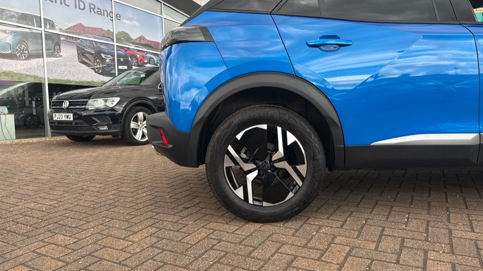 Peugeot 2008 1.2 PureTech 130 GT 5dr EAT8 Petrol Estate - Image 7