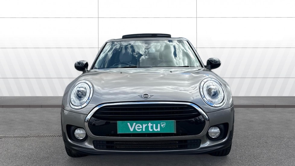 MINI Clubman 1.5 Cooper 6dr Auto Petrol Estate - Image 3