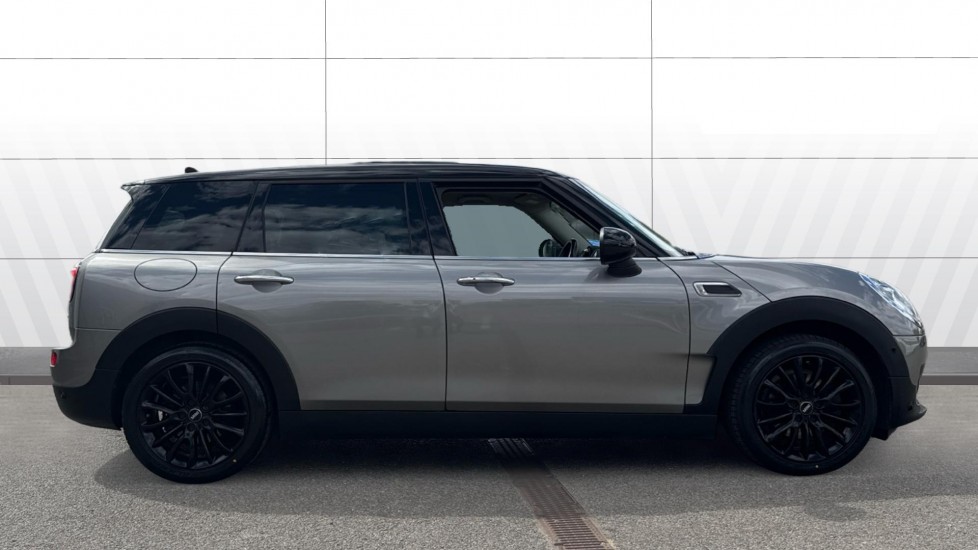 MINI Clubman 1.5 Cooper 6dr Auto Petrol Estate - Image 5