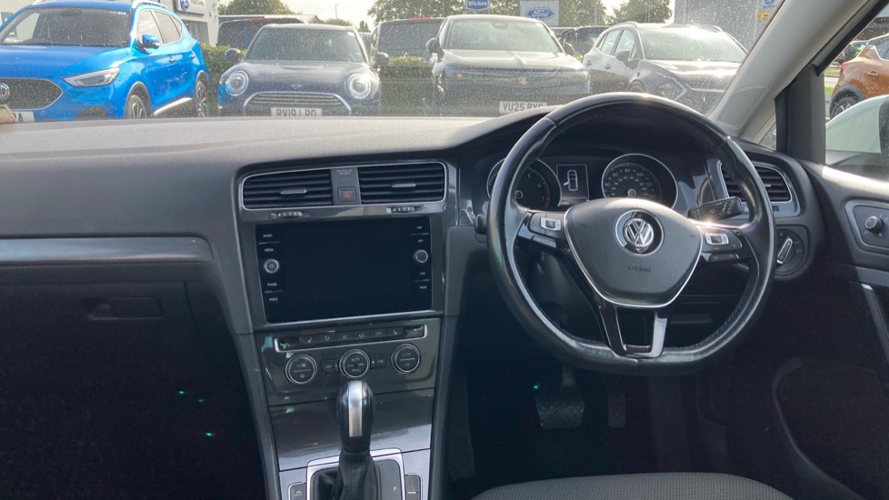 Volkswagen Golf 1.5 TSI EVO 150 Match Edition 5dr DSG Petrol Hatchback - Image 10