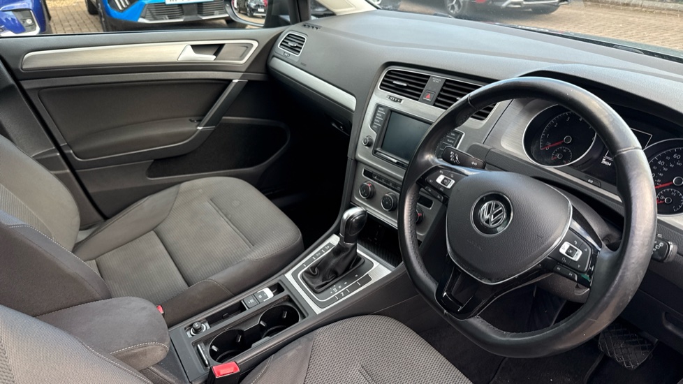 Volkswagen Golf 1.4 TSI 125 Match Edition 5dr DSG Petrol Hatchback - Image 9
