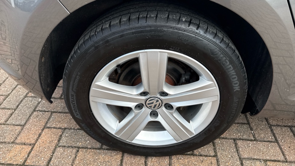 Volkswagen Golf 1.4 TSI 125 Match Edition 5dr DSG Petrol Hatchback - Image 41