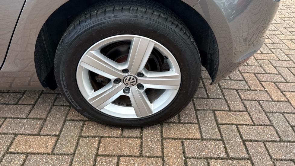 Volkswagen Golf 1.4 TSI 125 Match Edition 5dr DSG Petrol Hatchback - Image 48