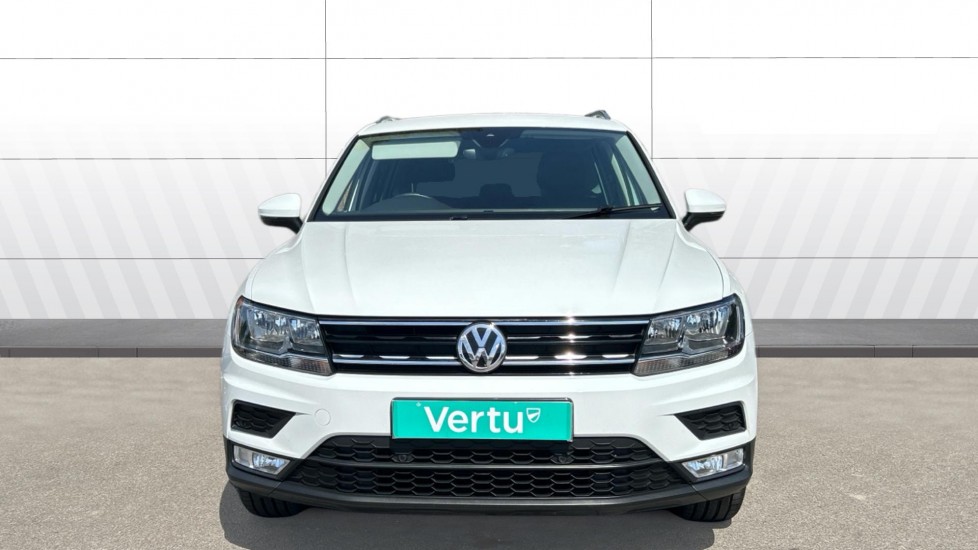 Volkswagen Tiguan 2.0 TDi 150 4Motion SE Nav 5dr Diesel Estate - Image 3