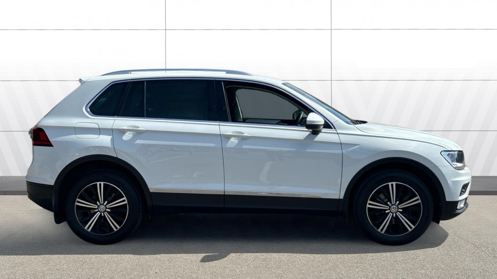 Volkswagen Tiguan 2.0 TDi 150 4Motion SE Nav 5dr Diesel Estate - Image 5