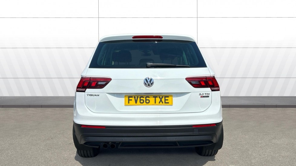 Volkswagen Tiguan 2.0 TDi 150 4Motion SE Nav 5dr Diesel Estate - Image 6