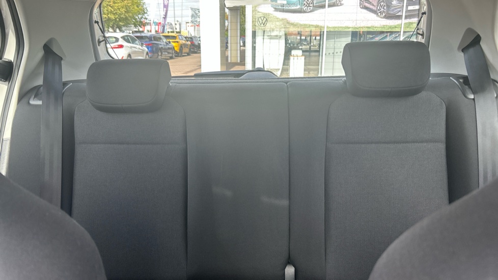 Volkswagen Up 1.0 Move Up 5dr Petrol Hatchback - Image 15
