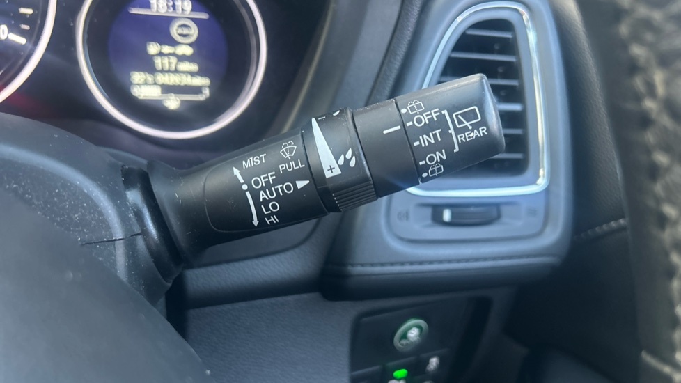 Honda HR-V 1.5 i-VTEC EX CVT 5dr Petrol Hatchback - Image 26