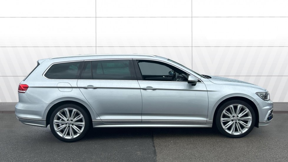 Volkswagen Passat 2.0 TDI R-Line 5dr DSG Diesel Estate - Image 5