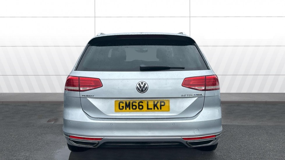 Volkswagen Passat 2.0 TDI R-Line 5dr DSG Diesel Estate - Image 6