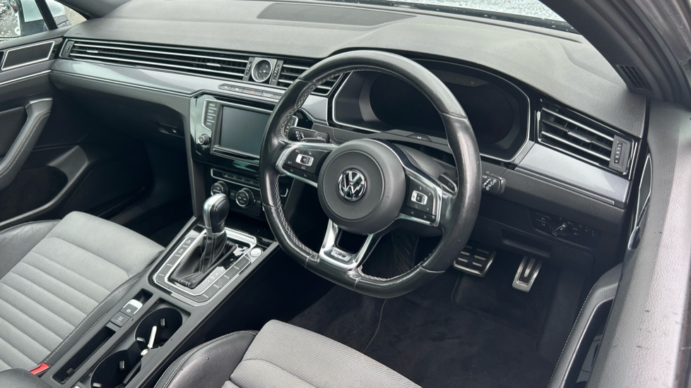 Volkswagen Passat 2.0 TDI R-Line 5dr DSG Diesel Estate - Image 11