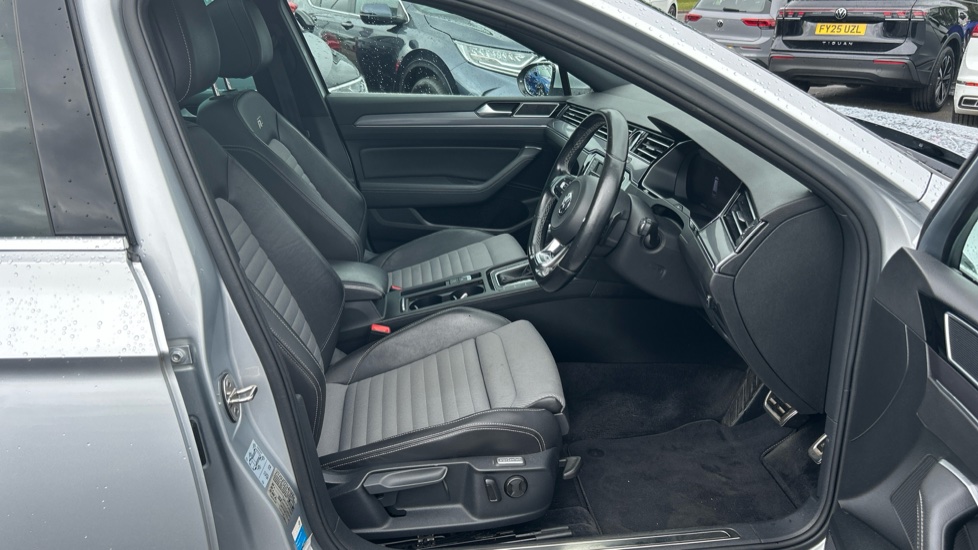 Volkswagen Passat 2.0 TDI R-Line 5dr DSG Diesel Estate - Image 27