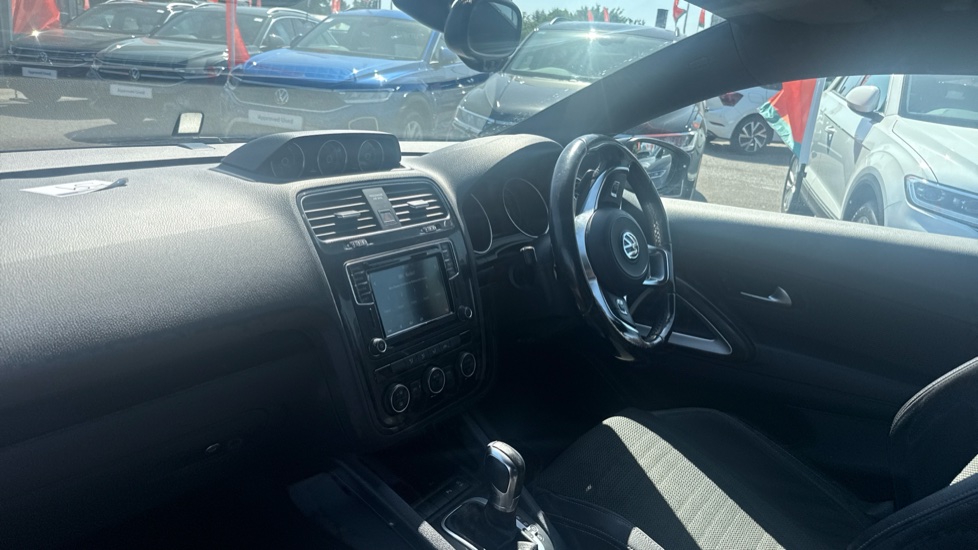 Volkswagen Scirocco 2.0 TSI 180 BlueMotion Tech GT 3dr DSG Petrol Coupe - Image 9