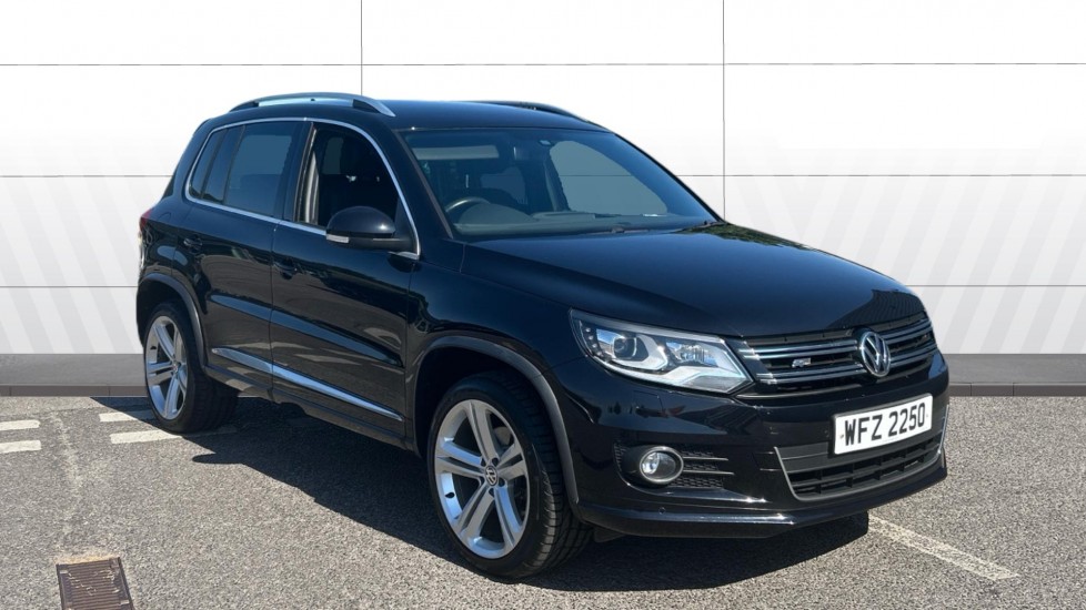 Volkswagen Tiguan 2.0 TDi BlueMotion Tech R-Line 177 5dr DSG Diesel Estate - Image 1