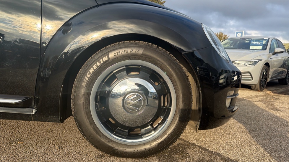 Volkswagen Beetle 1.4 TSI 50s Edition 2dr Petrol Cabriolet - Image 7