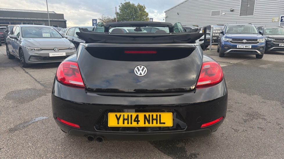 Volkswagen Beetle 1.4 TSI 50s Edition 2dr Petrol Cabriolet - Image 23